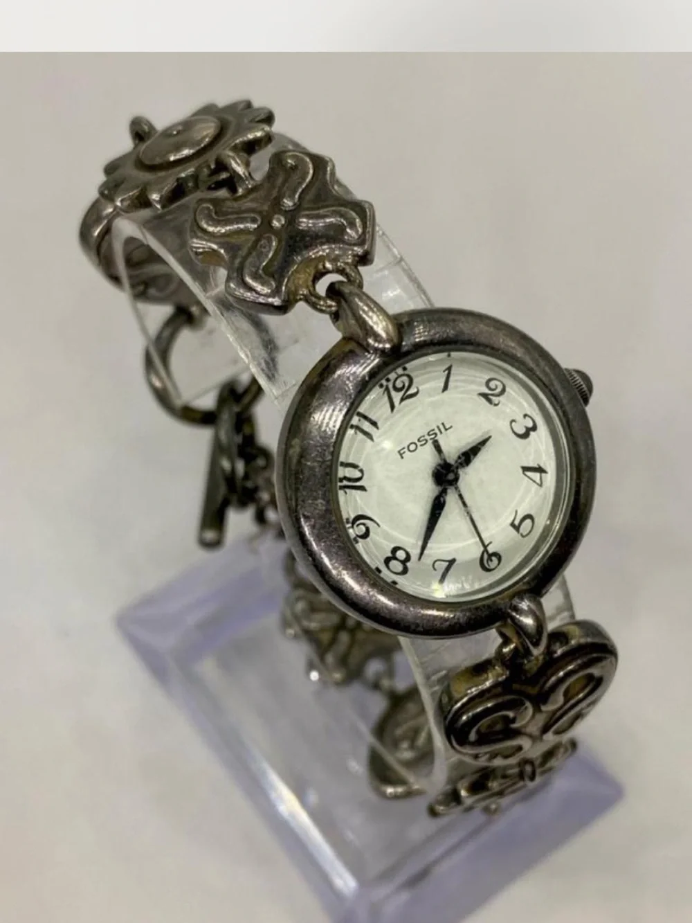 *** Fossil  ^^^ Women's Silver-Tone Floral Link Bracelet Watch - Silverwear ❤️